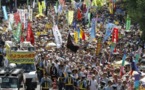 Miles de japoneses rodean el parlamento en protesta por la energía nuclear