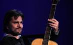 Juanes cautiva al público uruguayo con sencillez y calidad musical