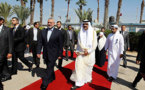 El emir de Catar llega a Gaza, la primera visita de un jefe de estado desde 2007