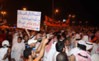 La policía dispersa una manifestación en Kuwait, el emir recibe a la oposición