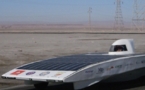 Autos solares superan etapa más difícil de carrera en desierto chileno