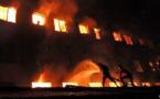 Mueren mas de 100 personas en un incendio en una fábrica en Bangladesh