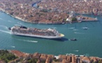 Miedo a naufragio e impacto ecológico de cruceros crea polémica en Venecia