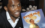 Eto'o, estrella del fútbol africano, héroe de un comic autobiográfico