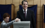 Derechista Anastasiadis, nuevo presidente de Chipre, cerca de la quiebra