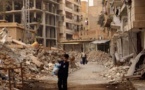 Fuerza aérea siria bombardea barrio de Homs; Al Qaida reivindica ataque