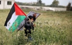 Los palestinos plantan olivos en el "Día de la Tierra"