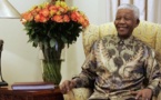 Nelson Mandela, en estado "crítico" (presidencia sudafricana)