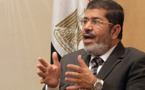 Presidente egipcio Mursi pide al ejército retirar su ultimátum y reafirma su "legitimidad"