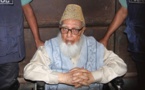 Líder islamista de oposición bangladesí condenado a 90 años por crímenes de guerra