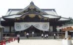 Ofrenda de Abe a santuario Yasukuni en aniversario de capitulación de Japón