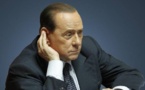 Berlusconi presiona a la izquierda para no perder escaño de senador