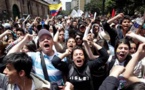 Santos militariza Bogotá tras violentas protestas que dejaron dos muertos