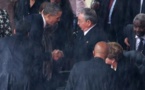 Homenaje a Mandela: cantos, bailes, y un histórico apretón de manos entre Obama y Castro