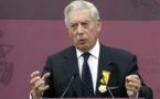 Nobel de Literatura Vargas Llosa cuestiona monopolio de la prensa en Perú