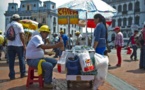 Los 'restaurantes de los agachados', la otra cara del boom gastronómico de Perú