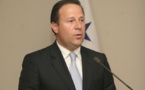 Varela encara reto de reorientar en Panamá ostentoso boom económico de Martinelli