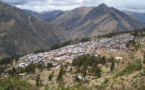 Campesinos peruanos usan técnica prehispánica de reserva de agua contra la sequía