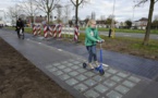 Holanda inaugura el primer carril para bicicletas que produce energía solar