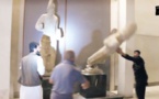 Yihadistas del EI destruyen estatuas milenarias en un museo en Irak