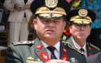 General golpista hondureño defiende en libro derrocamiento de Zelaya