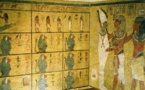 ¿Yace la reina Nefertiti junto a la tumba de Tutankamón?