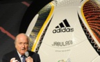 Adidas no pide la salida de Blatter, pero quiere "grandes cambios" en FIFA