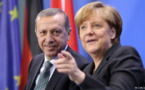 Merkel ve progresos de Turquía y promete relanzar su candidatura a la UE