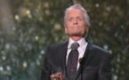 Michael Douglas recibe su segundo César honorífico con humor y en francés