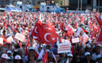 Inédita manifestación interpartidaria contra el golpe en Turquía